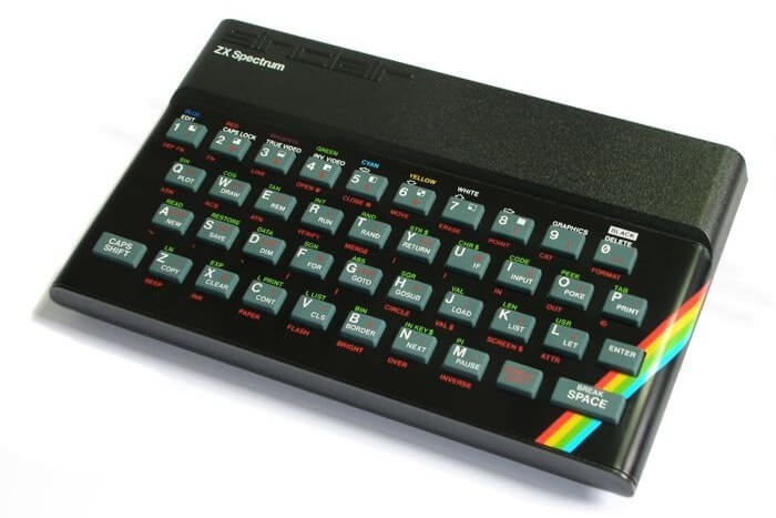 ZX Spectrum - це 8-розрядний персональний комп'ютер, який був розроблений фахівцями британської компанії Sinclair Research Ltd