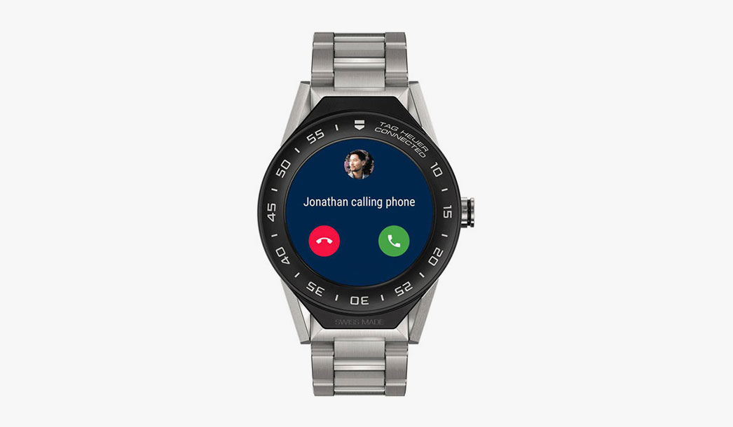 Швейцарські розумні наручний годинник TAG Heuer SBF818000